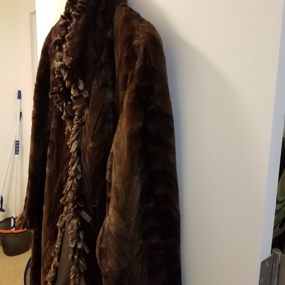 Sheared Mink coat - Picture 3 of 8